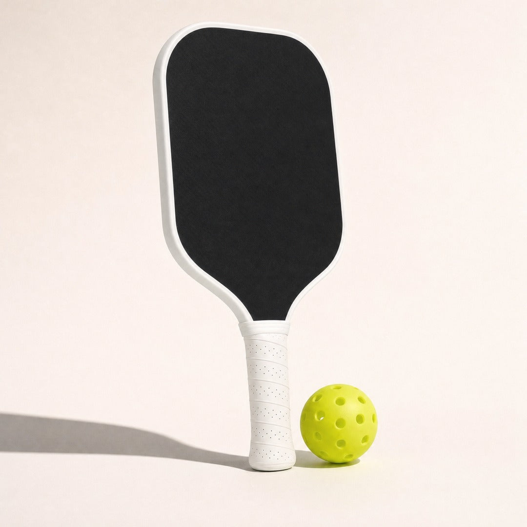 Dinkwell Carbon Paddle - 03 hero white